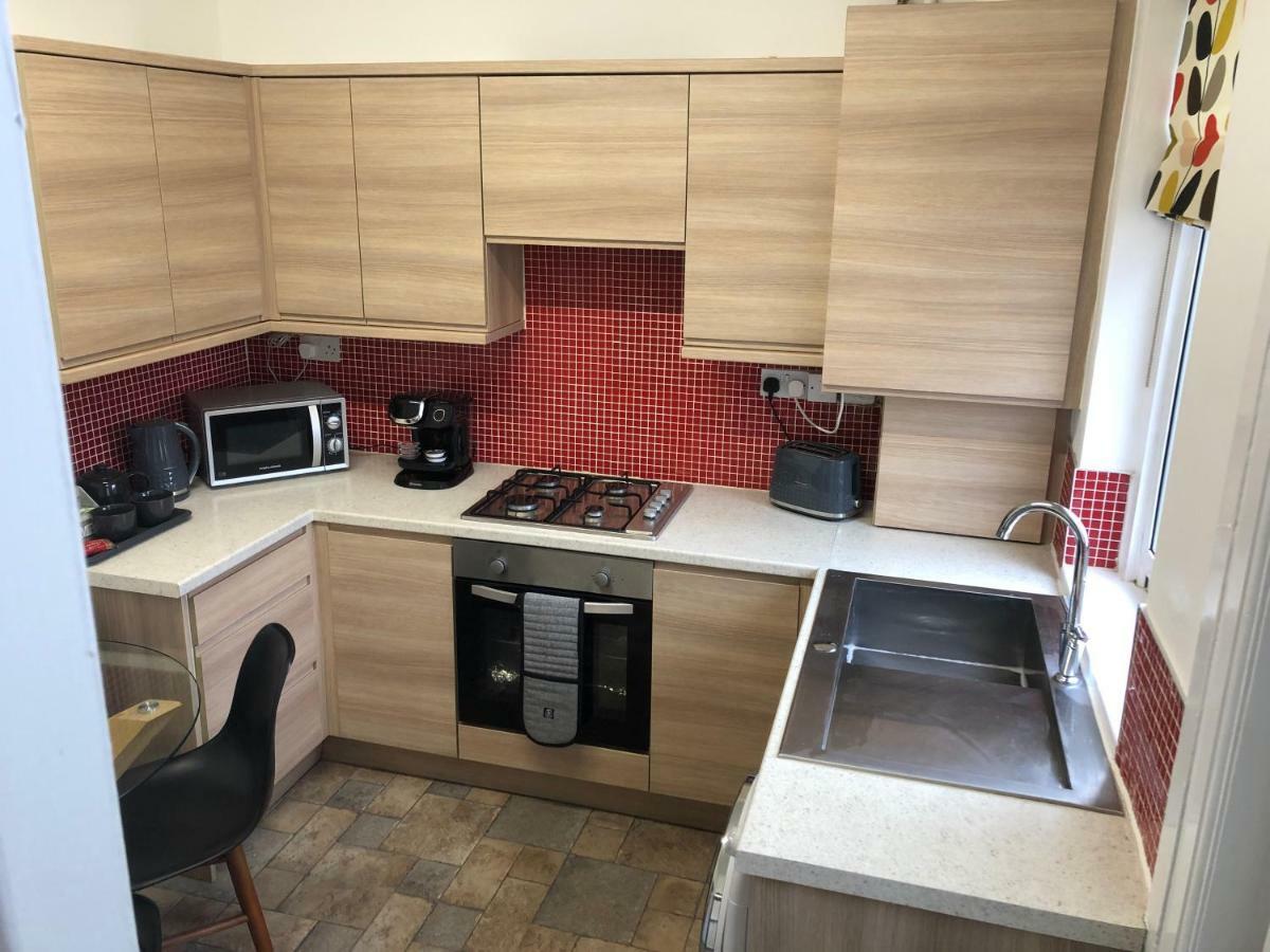 Hilton House Villa Barnsley Bagian luar foto