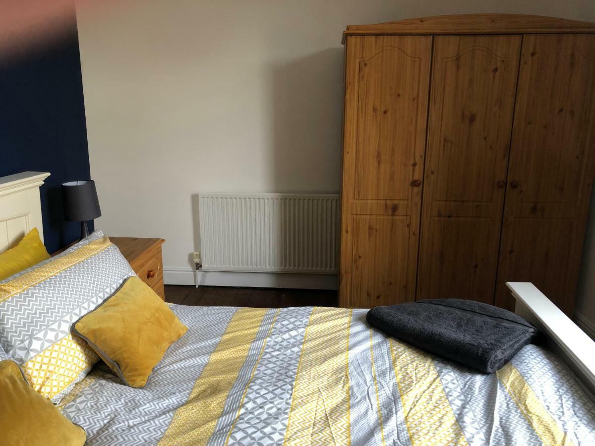 Hilton House Villa Barnsley Bagian luar foto